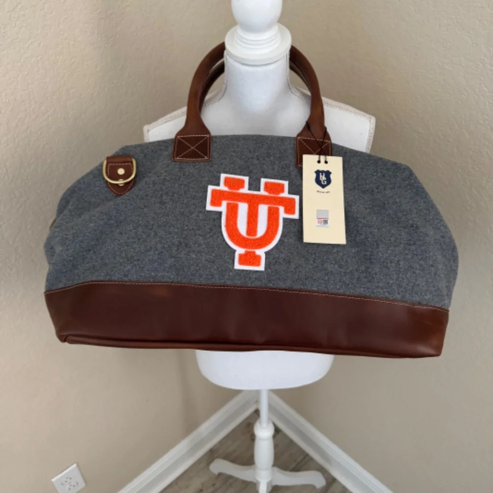 Heritage Gear Tennessee Volunteers Weekender Duffle Bag